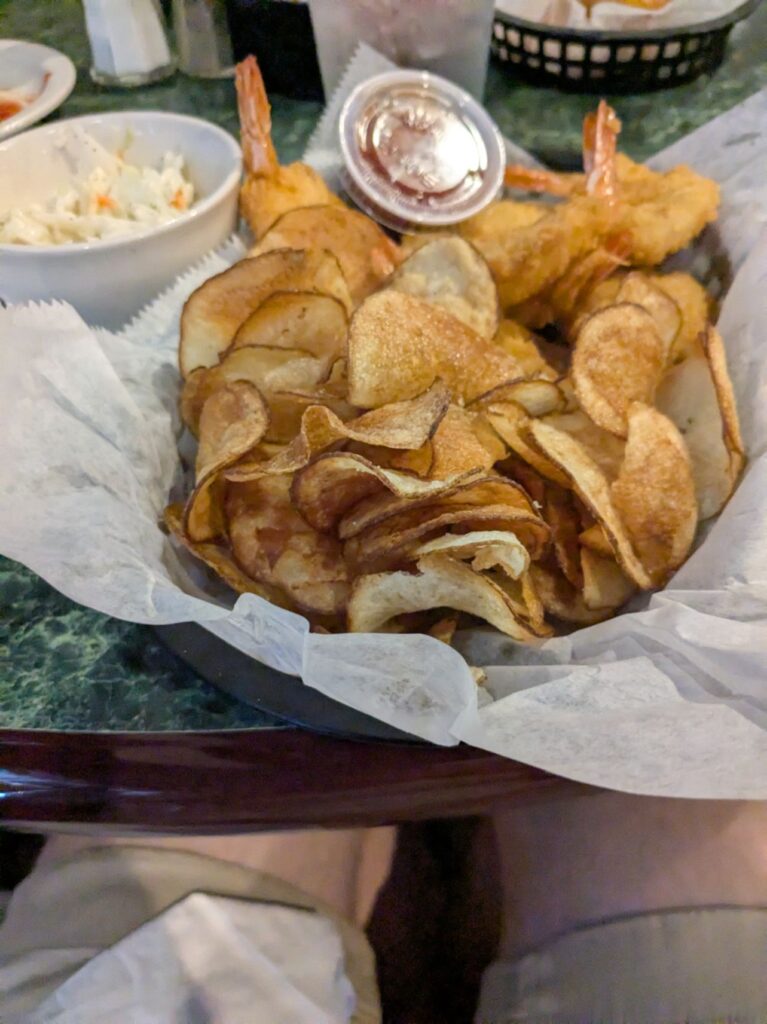 English Pub & Bistro - Ravenna, OH 4